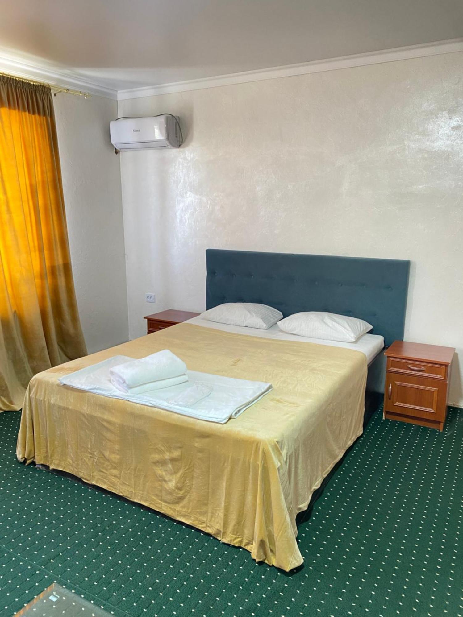 Hotel Vista 1 Turkistan Esterno foto